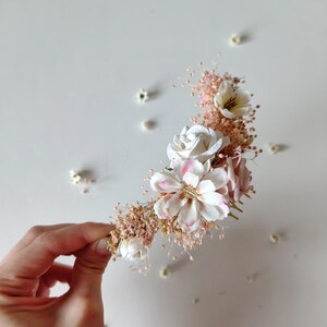 Romantic bridal hair comb Pink cream hair vine Bridal hair vine Bridal hairstyle Spring wedding Rustic wedding Flower hair accessory Magaela image 6