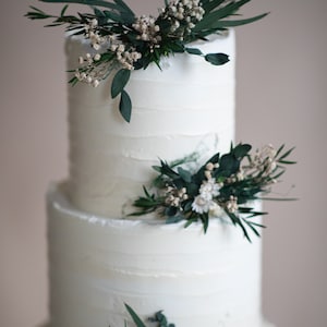 Greenery cake toppers Wedding cake decoration Preserved Eucalyptus and baby's breath cake flowers Magaela Wedding party Flowers for cake image 5