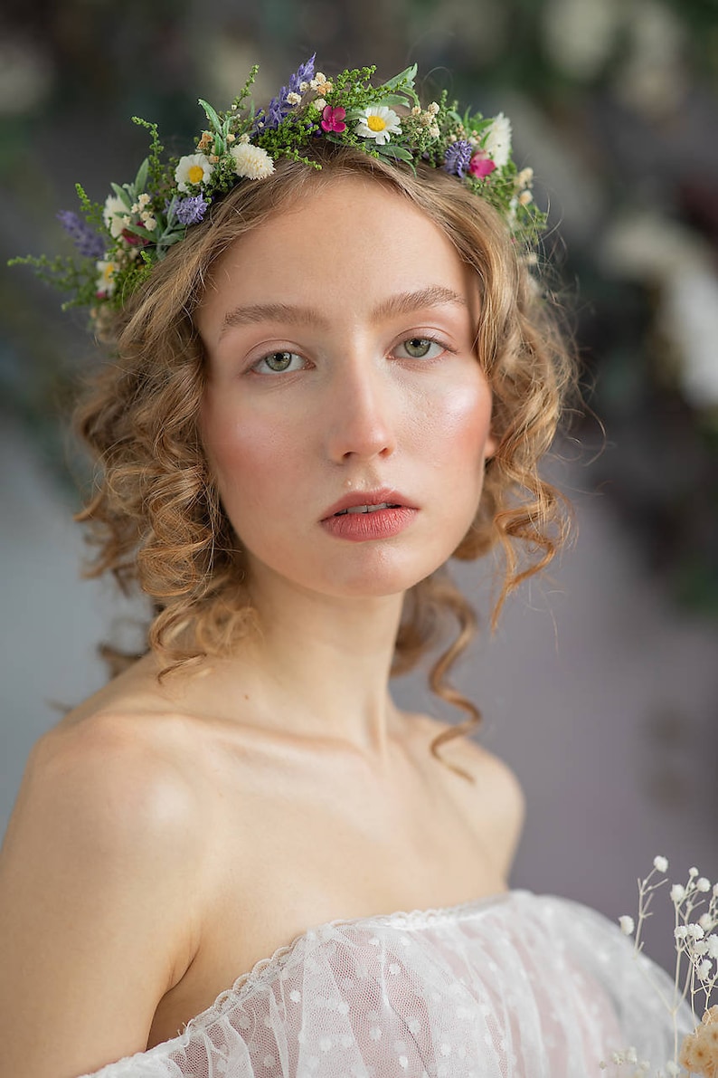 Meadow flower hair crown Bridal accessories Lavender and daisy flower wreath Meadowy headpiece Magaela Bride to be Wildflowers crown image 2