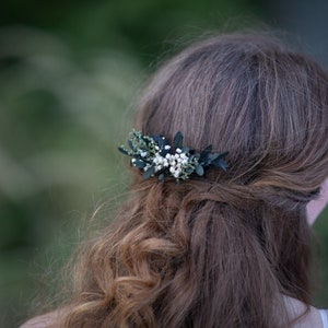 Peine de pelo mini flor verde Peine de pelo de boda Aliento del bebé Accesorios nupciales Peine de pelo de flor verde Magaela Natural imagen 4