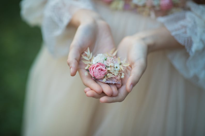 Romantic flower brooch Blush and ivory brooch Wedding accessories Cream flower brooch for mother Bridal jewellery Handmade jewellery image 1