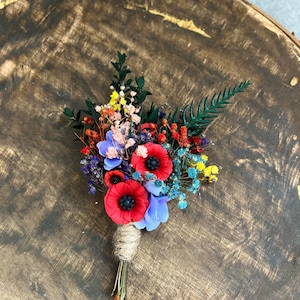 Small folk wedding flower comb Bride to be Poppy flowers bridal comb Slavic wedding Wedding accessories Hair flowers Magaela Colourful comb Boutonniere