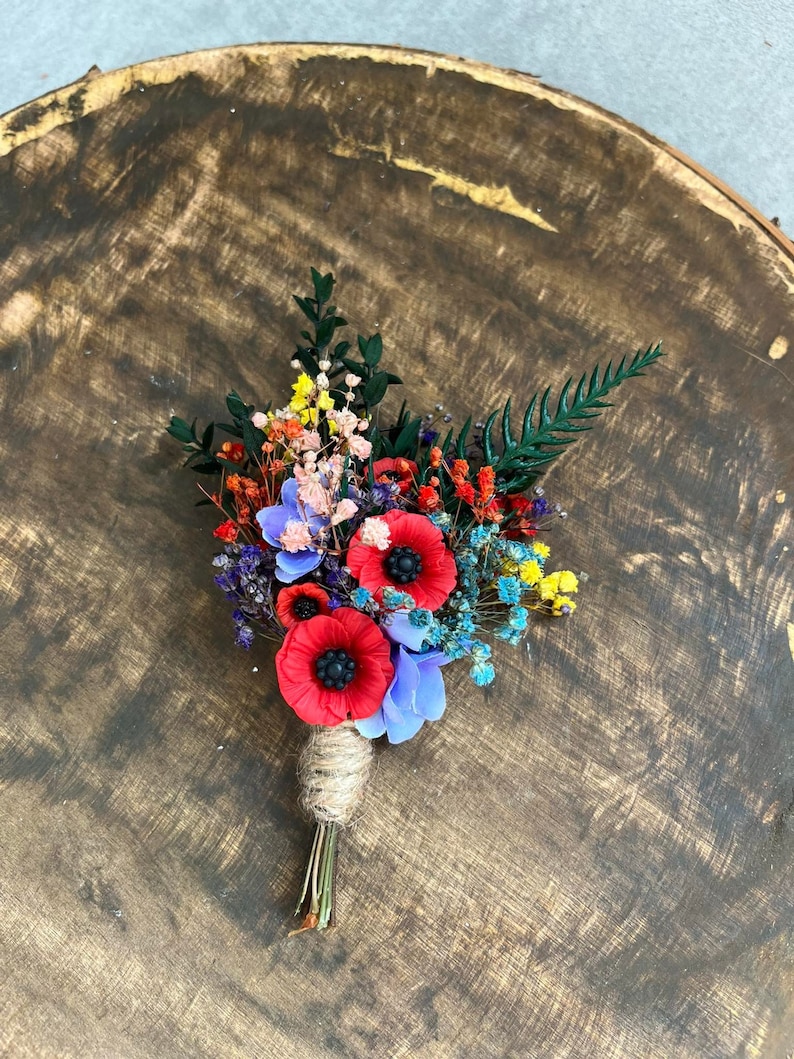 Small folk wedding flower comb Bride to be Poppy flowers bridal comb Slavic wedding Wedding accessories Hair flowers Magaela Colourful comb image 10