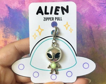 Space Alien Zipper Pull - Glow in the Dark, Keychain, Galaxy Shoelace, Y2K Shoe Lace Clip, Stitch Marker, Journal Clip, Zipperpull Keychain