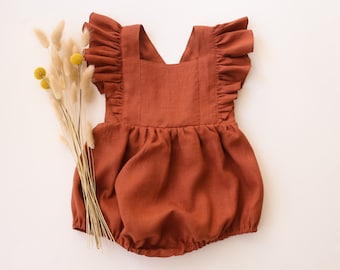 Baby Mädchen Vintage Leinen Playsuit, Strampler | Farbe Rost