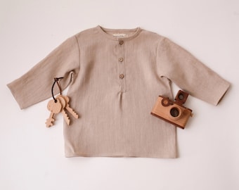 Boy Linen Long Sleeve Buttoned Tee | Color Beige