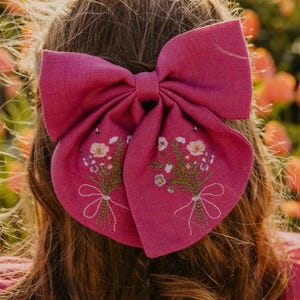 Girl Hair Bow, Embroidered Hair Clip, Floral Hair Bow, Handmade Hair Accessory, Bow in Raspberry Linen with &quot;Honeybee Bouquet&quot; Embroidery