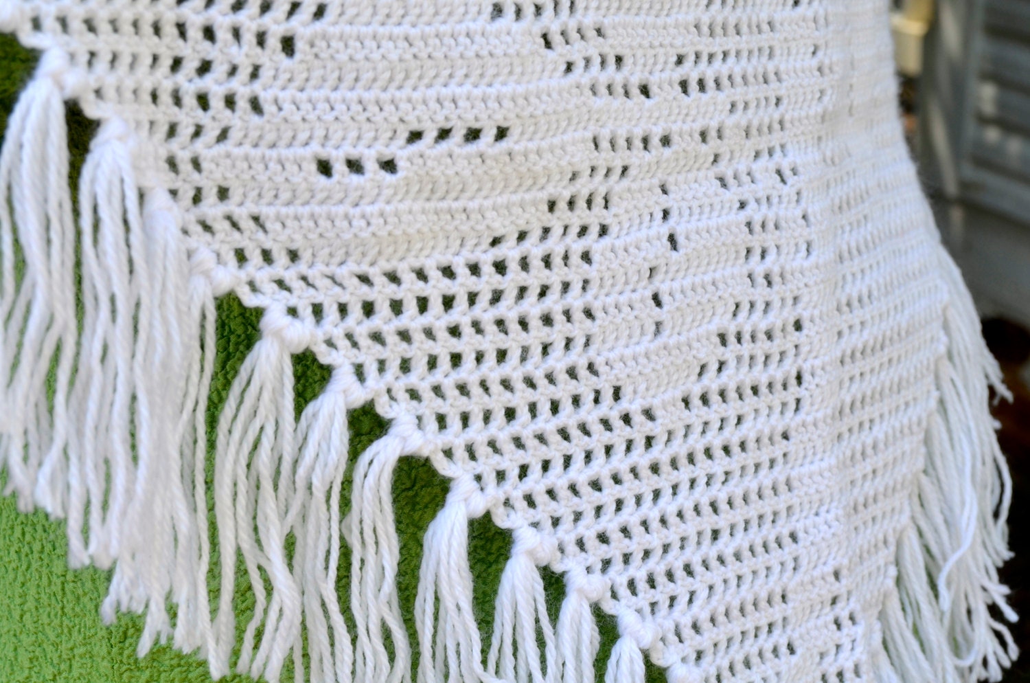 Crocheted White Shawl, Rose Filet Crochet Shawl, Rose, White Wrap ...