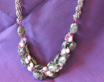 Stone and Cultured Pearl Necklace with Earrings