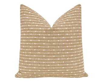 Hampton Tweed // Natural pillow | woven | throw pillow | brown |