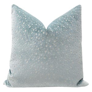 Antelope Cut Velvet // Cerulean Blue pillow | cut velvet | designer velvet pillow | bedroom + home decor |