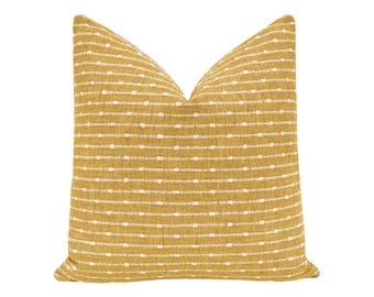 Hampton Tweed // Marigold pillow | woven | throw pillow | blue |