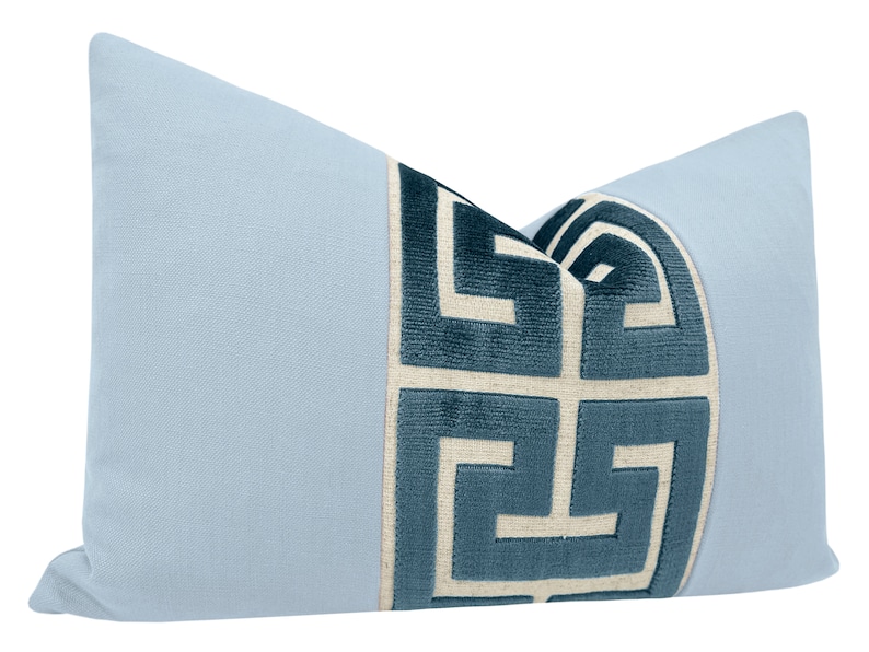 The Little Lumbar : Classic Linen // Powder blue + Greek Trim - Thumbnail 2