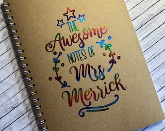 Cuaderno de notas personalizado con nombre - Cuaderno para profesores - Cuaderno de bocetos de tapa dura tamaño A5 o A4 - Impresión de calidad metalizada - Rayas en blanco