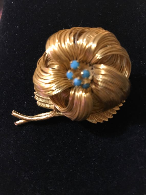 Beautiful classic goldtone & turquoise 60's Brooch - image 2