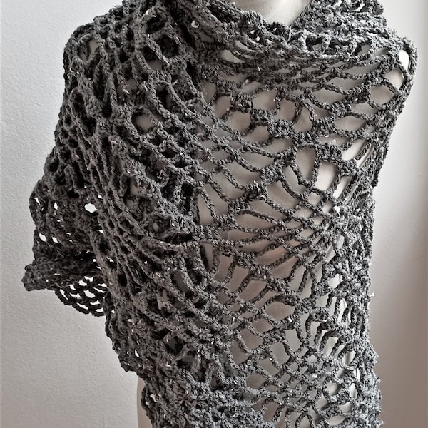 GRAY SHAWL