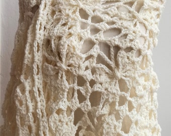 WHITE SHAWL