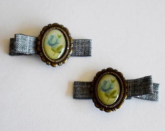 BLUE VINTAGE ROSE on denim ribbon clip set