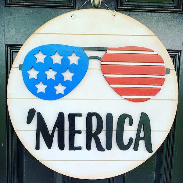 Patriotic Southern Shiplap America ‘Mercia Summer Wooden Door Hanger
