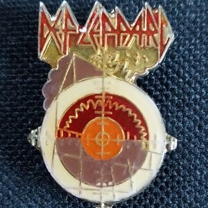 True Vintage Original Def Leppard Band Pyromania Album Enamel Group 80s Lapel Pin Pinback Button Badge - RARE