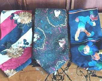 Lot of 3 Vintage 1990's Neck Ties Looney Tunes TAZ Mickey Goofy Donald Duck Disney Neckties