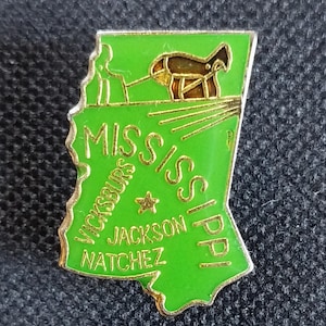 Vintage State of MISSISSIPPI Enamel Hat Tie Tac Shirt Jacket Vest Lapel Pin