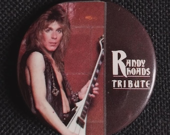 True Vintage 1987 Original RANDY RHOADS TRIBUTE Heavy Metal Band Pin Pinback Button Badge