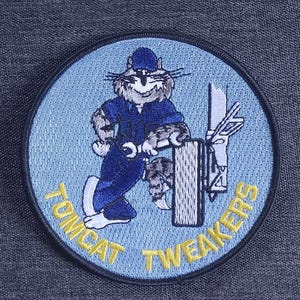 F-14 Tomcat - TOMCAT Tweakers - VF Fighter Squadron Maintenance Collectors Embroidered Patch - Blue