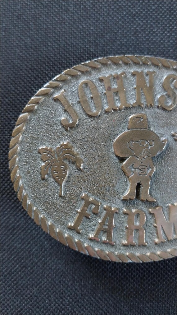RARE Vintage Special Edition 1984 Johnson Farms Hit Line USA Belt Buckle View 4