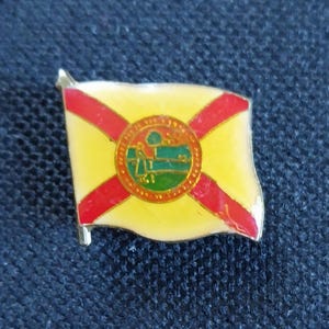 Vintage FLORIDA State Flag Enamel Hat Tie Tac Shirt Jacket Vest Lapel Pin