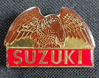 Spilla vintage in smalto con logo Suzuki Eagle, motociclista, vecchia scuola, distintivo da bavero