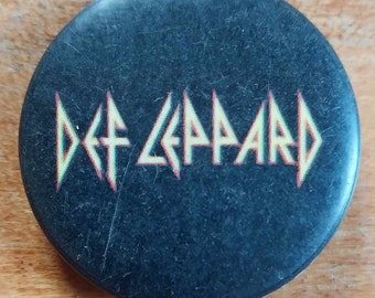 Def Leppard Vintage 80s Classic Rock Band Logo Pin Button Badge