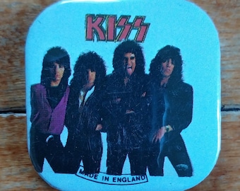 Badge vintage original des années 80 KISS Music Band