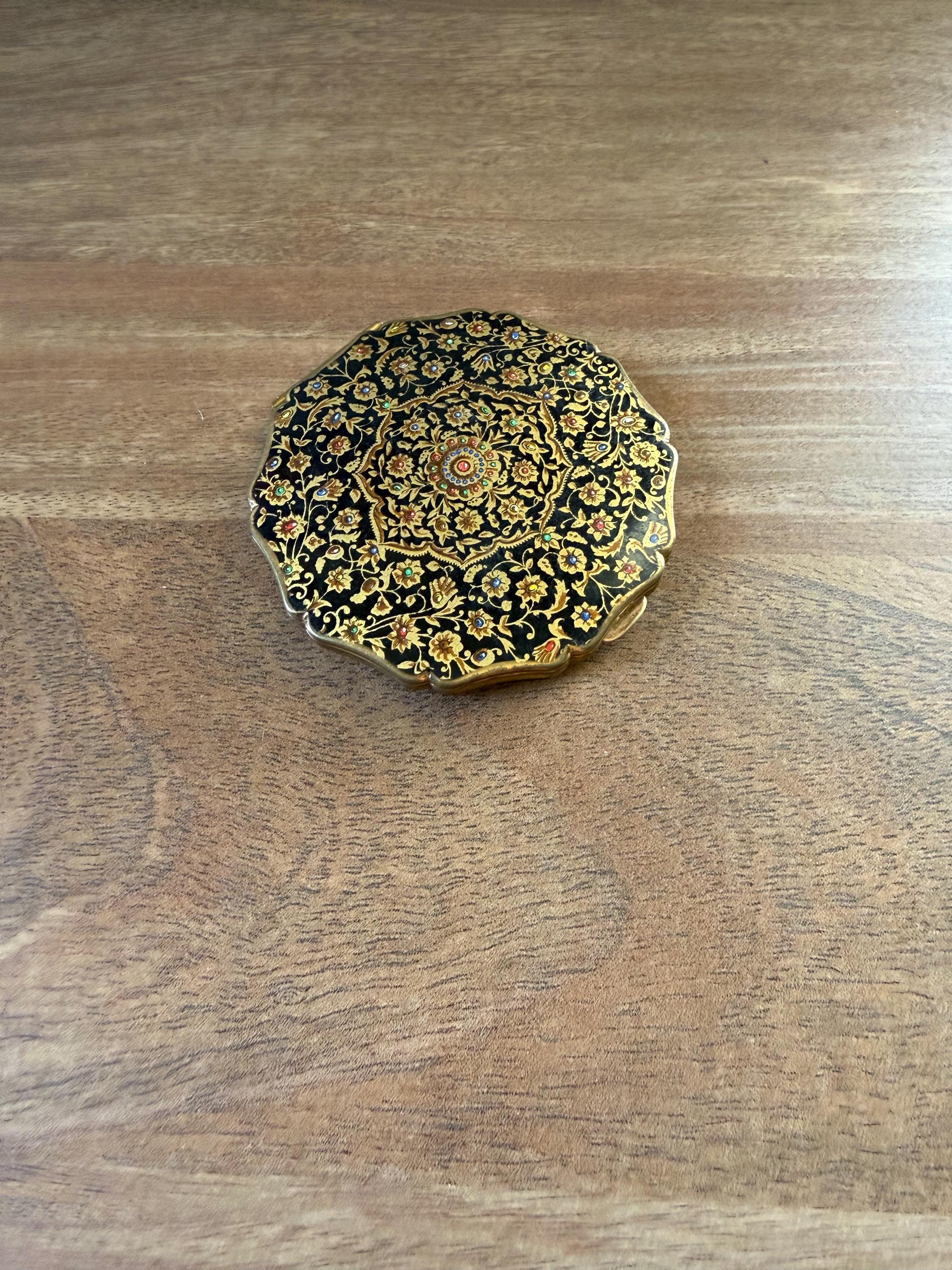 Stratton England Vintage Compact - Etsy