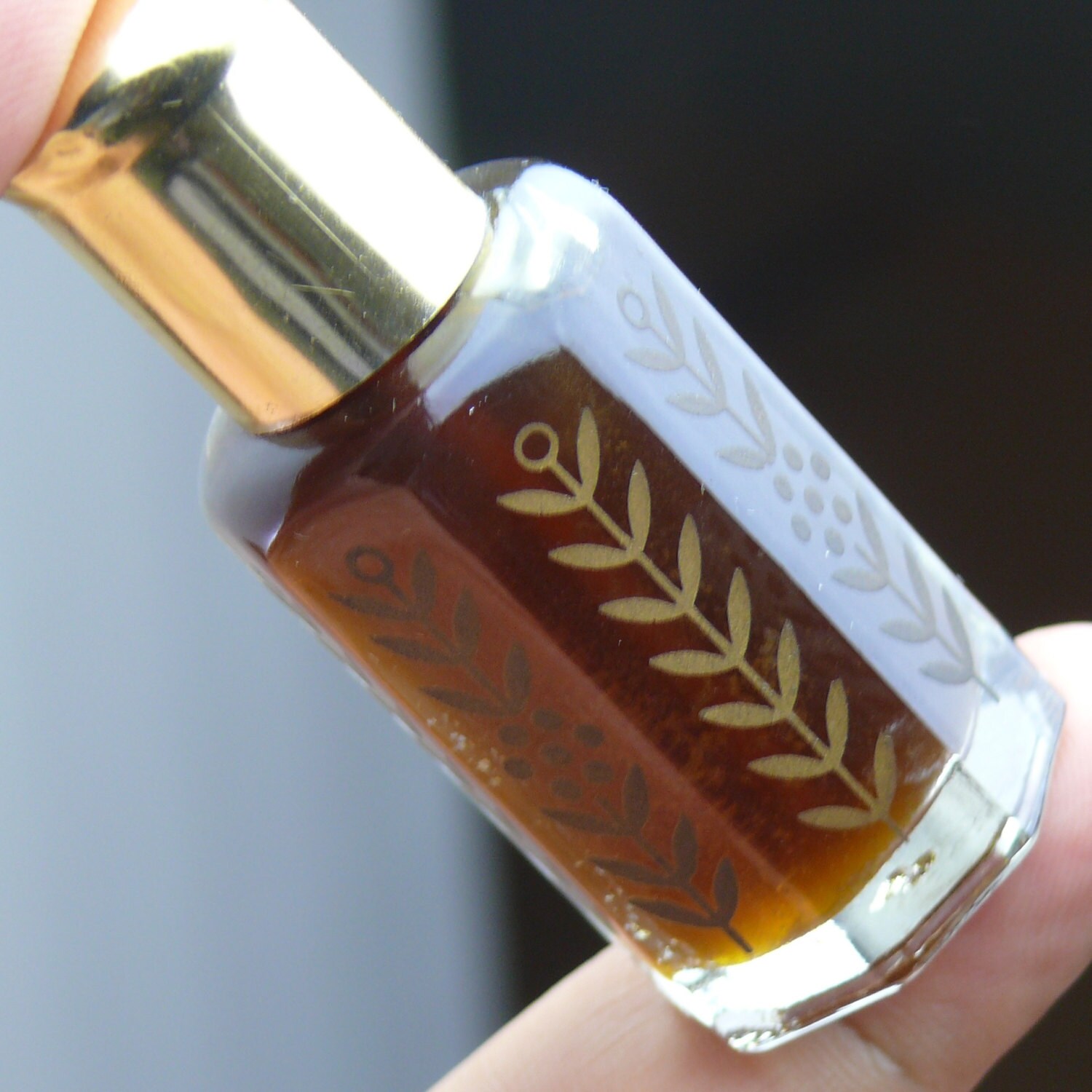 Agarwood Oud Oil 12 Grams Genuine Cambodian Premium High GRADE Pure 100