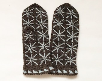 Mittens. Hand knitted mittens, wool mittens, women mittens, colorful mittens, Nordic mittens, Latvian mittens