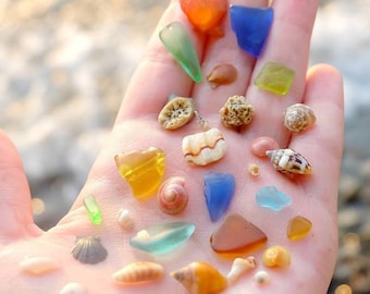 Beach Treasure Glass Bottle: Seashell Starfish Nautical Decor