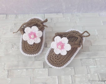 crocheted baby shoes flip flops
