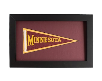 Vintage University of Minnesota pennant circa 1960