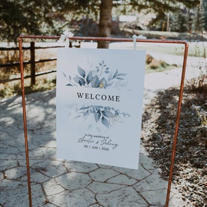 Dusty Blue Welcome Wedding Sign, Blue Themed Wedding, Garden Wedding Signs, 8 sizes, Canva Templates | 80