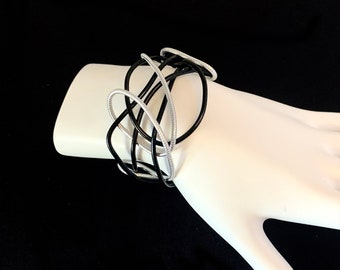 Black and Silver Aluminum Wire Cuff Bracelet – Modern Sculptural Statement Jewelry – Adjustable Lightweight Art Jewelry