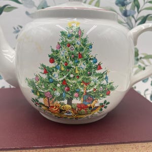 Ciieeo Christmas Tree Teapot Cup Set Ceramic Teaware Holiday