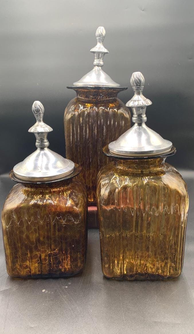Vintage Artland Amber Glass Ribbed Apothecary Canisters Set Of 3 Pewter Lids. Sizes: 12,10,8