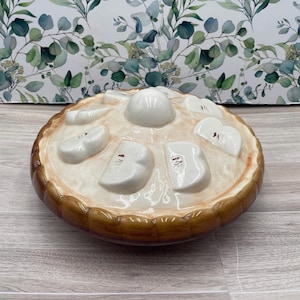 Vintage Pie Dish Apple Pie Plate Ceramic Pie Dish Gift for Bakers Whitterware Cottage core Kitchen Farmhouse Decor Vintage Pie Dish Mom Gift