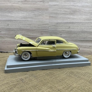 Vintage Limited edition Model Car ERTL Mercury Coup 1949 Diecast Model 1/18th scale, Calabash Yellow doors hood open V-8 Car Lover gift