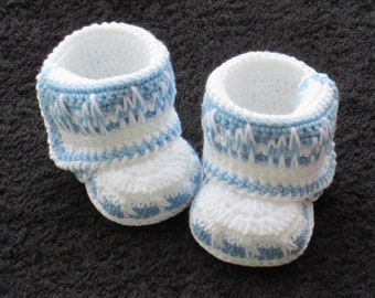 Haak baby schoenen, haak baby laarzen, gehaakte jongens laarzen, haak blauwe laarzen, gehaakte baby laarsjes