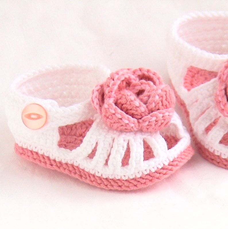 Crochet baby shoes,Crochet baby sandals,Crochet baby booties,Crochet white sandals,Crochet rose sandals,Crochet rose booties image 4