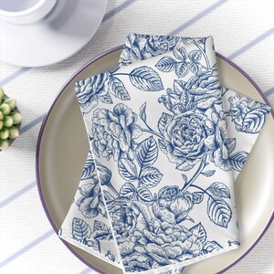 Floral Table Napkins blue roses dinner napkins botanical kitchen decor rehearsal dinner table decoration fabrics napkins vintage decor