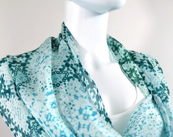 Light Green Silk Scarf Shawl, Long Scarves for Women, Light Shawl Fractal Design, Friendship Gift for Woman,  Meditation shawl
