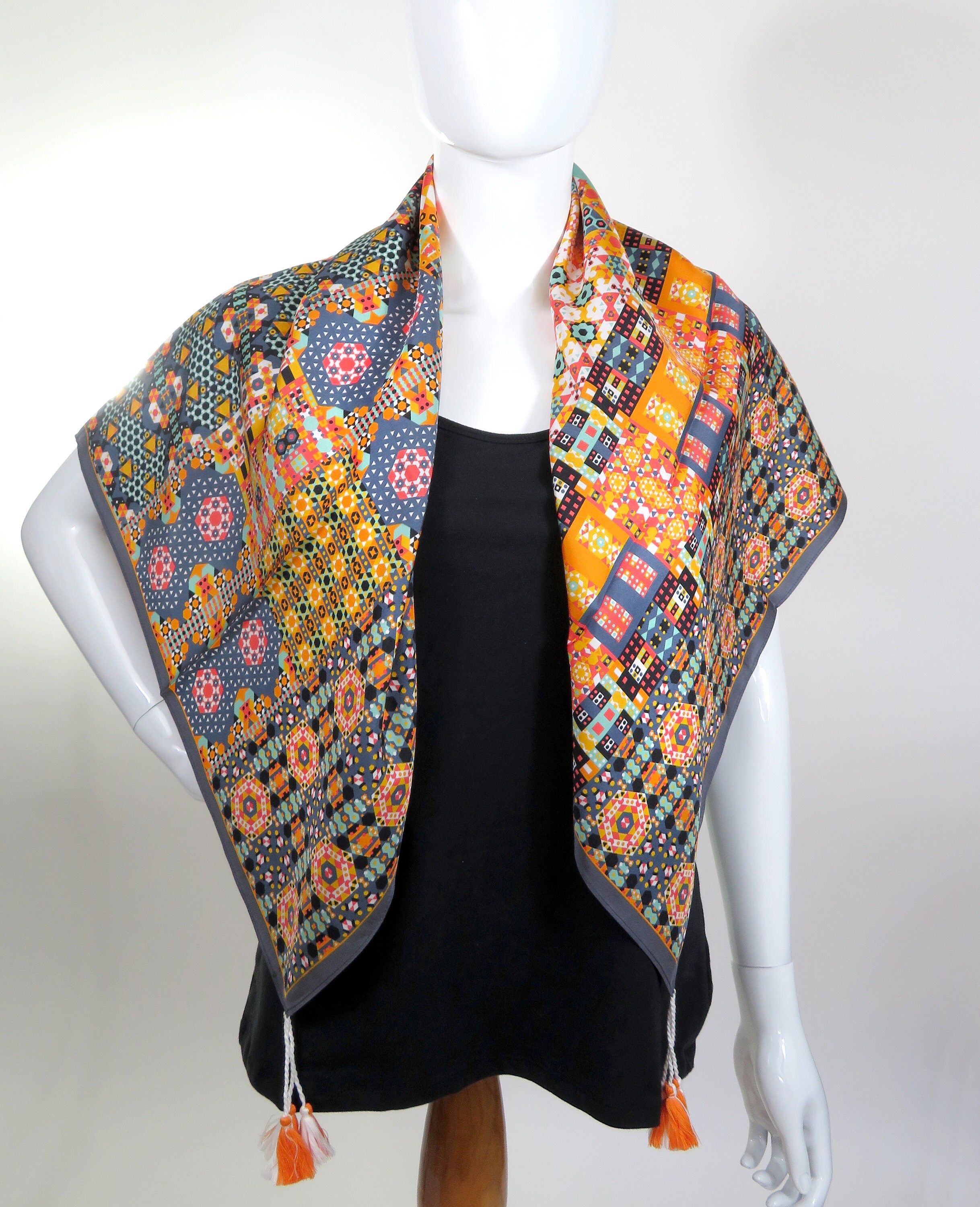 Silk Twill Scarf With Tassels, Double-sided 36